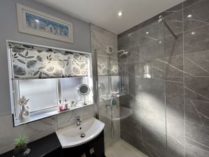 Photo 14- click for photo gallery